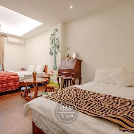 Pumpkin Apartment Luodong Exterior foto